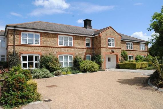 2 Bedroom Flat